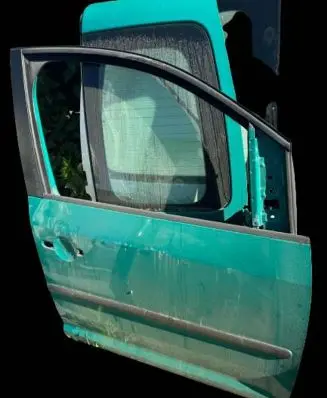 Volkswagen Caddy Front door