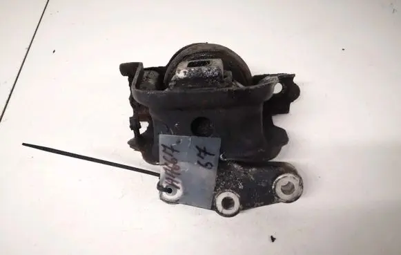 Peugeot 207 Engine mount bracket 9654568180