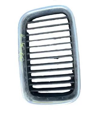 BMW 3 E36 Bonnet/hood grill 51138122238