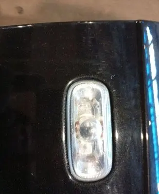 Audi A6 S6 C6 4F Front fender indicator light 