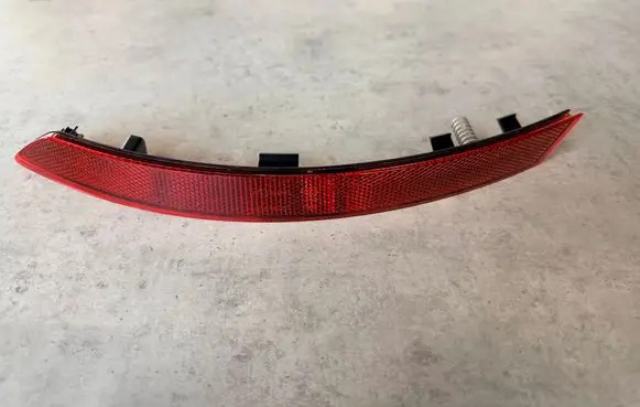 Audi A4 S4 B9 8W Rear tail light reflector 8W0945105D