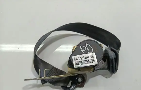 Renault Thalia I Front seatbelt B506014A034