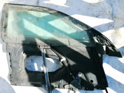 Audi A6 S6 C4 4A Front door window/glass frame 
