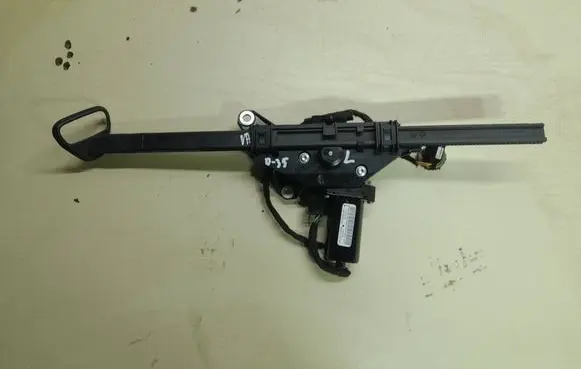 Mercedes-Benz E C207 W207 Seat belt adjustment motor A2078600182