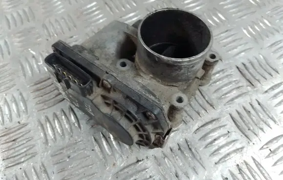 Nissan Navara D40 Throttle valve 16119E000a