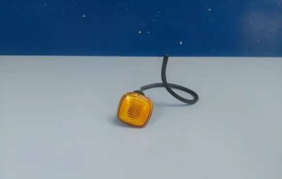 Audi A8 S8 D2 4D Front fender indicator light 4D0949127B