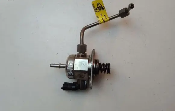 Alfa Romeo Giulia Fuel injection high pressure pump 50050785