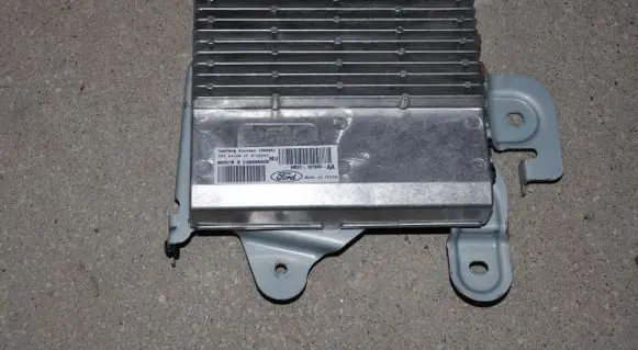 Ford Mustang VI Sound amplifier HR3T18T806AA