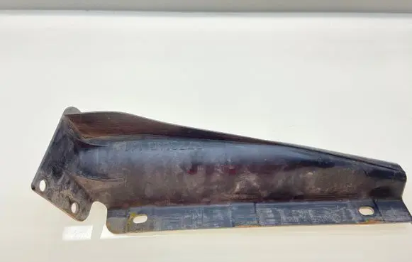 Subaru Outback Rear bumper corner part panel trim 57731AG140 57731AG141 57731AG