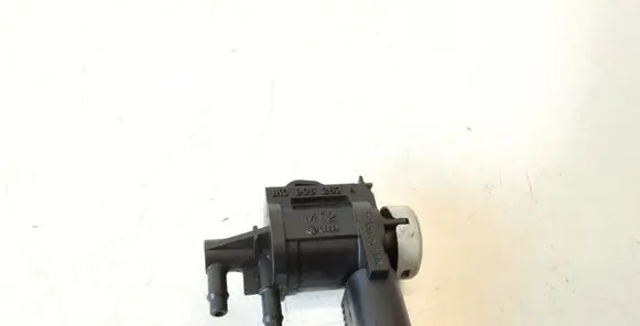 Audi A4 S4 B8 8K Turbo solenoid valve 1K0906283A