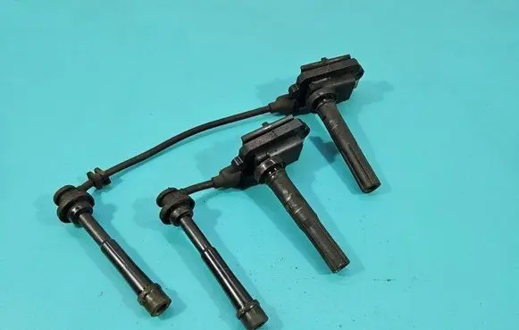 High voltage ignition coil