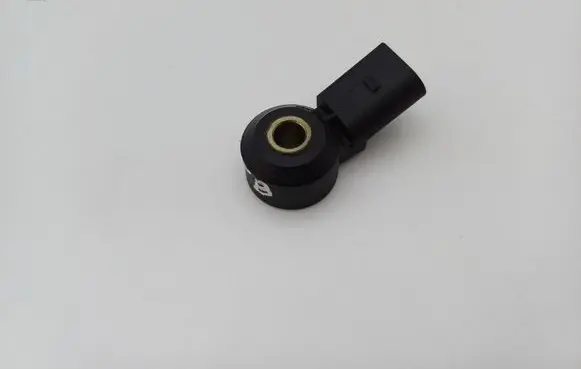 Volkswagen Golf IV Detonation knock sensor 030905377C