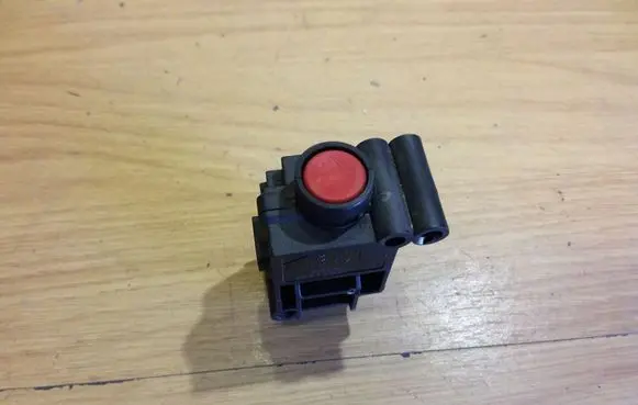 Ford Galaxy Fuel cut-off switch XS7T9341AA