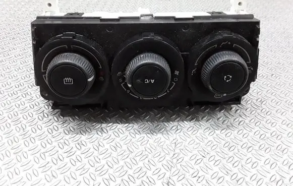 Citroen C3 Picasso Climate control unit T1001394S