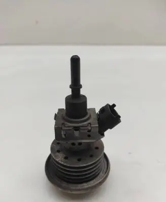 Mercedes-Benz Sprinter W906 AdBlue injector A0004901013