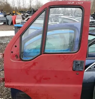 Fiat Ducato Front door raudonos