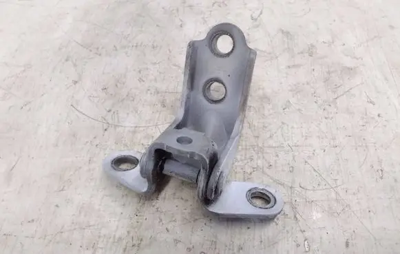 KIA Sportage Front door upper hinge
