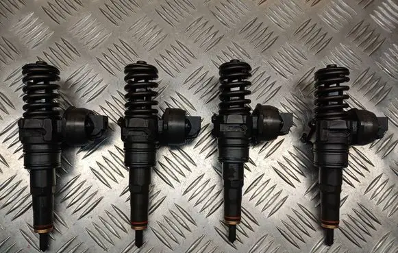 Volkswagen PASSAT B6 Fuel injectors set 038130073BN 0414720313