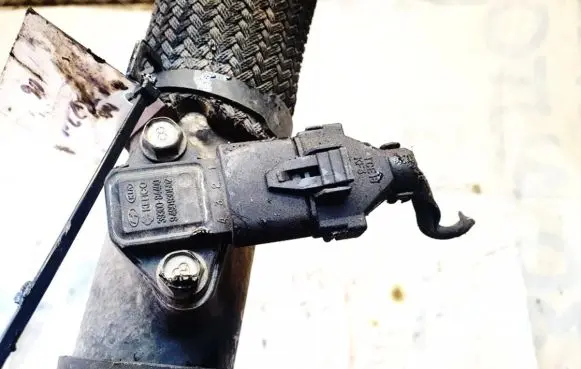 KIA Cerato Air pressure sensor 3930084400 9490930602