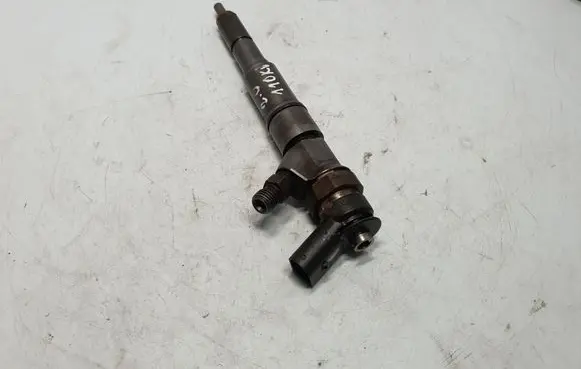 BMW 7 E65 E66 Fuel injector 0445110131 7789661 13537789661
