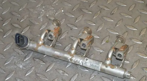 Ford Fiesta Fuel main line pipe DM5G9H487AA