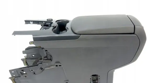 Peugeot 3008 I Armrest 