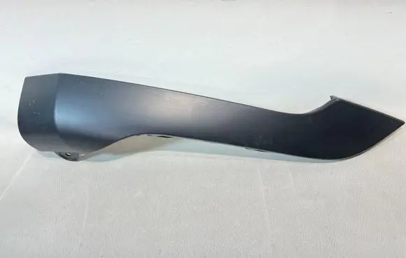 Land Rover Range Rover Evoque L551 Front bumper splitter molding K8D217E784