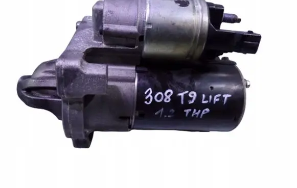 Peugeot 308 Starter motor 9674077280