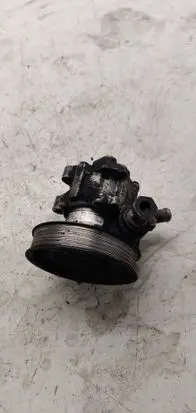 Audi A4 S4 B7 8E 8H Power steering pump 8E0145155N