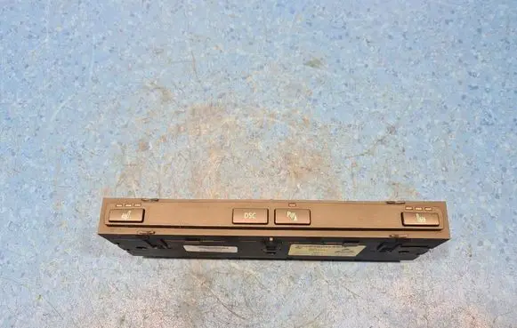 BMW 5 E60 E61 Tailgate/trunk/boot open switch 6949452
