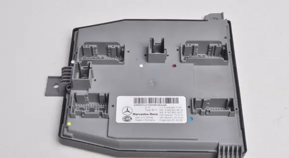 Mercedes-Benz GLC X253 C253 SAM control unit A2059007147