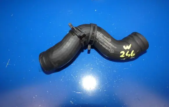 Mercedes-Benz B W246 W242 Engine coolant pipe/hose 2465010482 8254422023 YAP4561811