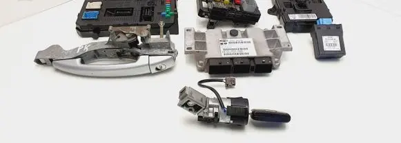 Citroen C4 I Picasso Engine ECU kit and lock set 9662401980 9659580780 9663123380