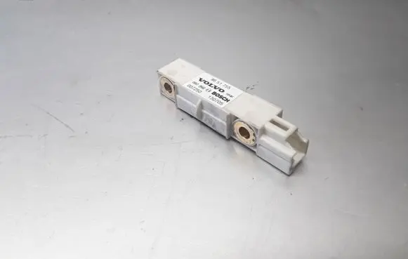 Volvo XC90 Airbag deployment crash/impact sensor 8651755