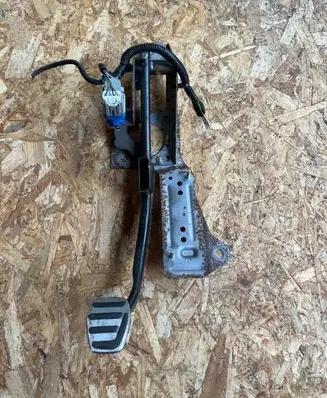 Volvo V40 Brake pedal 31381470 12454