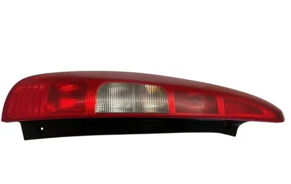 Mitsubishi Colt Rear/tail lights 8330A233 27950112