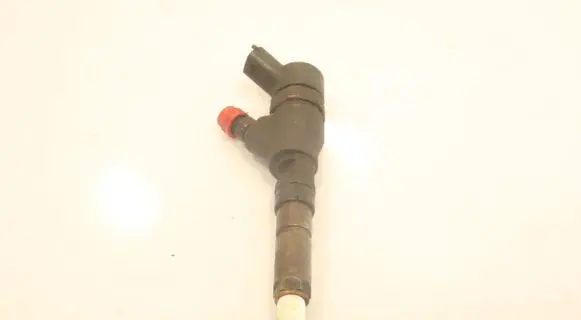 Fuel injector