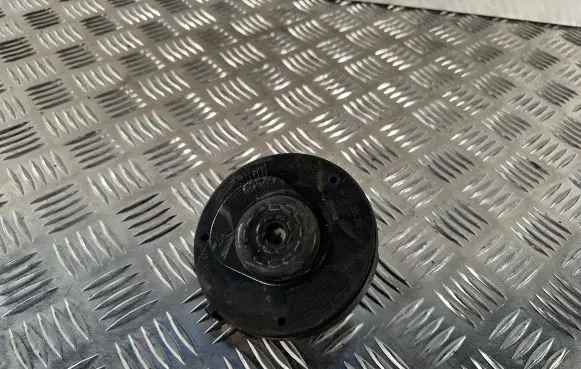 Mercedes-Benz C W205 Rear coil spring rubber mount A2053280337