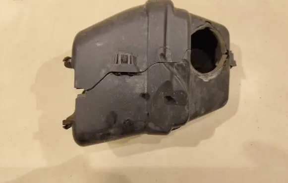 Volkswagen PASSAT CC Other engine bay part 03C145851G 4011047B PA6GF34