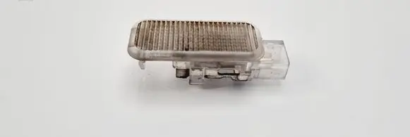 Volkswagen PASSAT B5 Other interior light 3B0947415