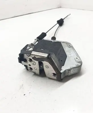 Lexus RX 330 - 350 - 400H Rear door lock 6B0611