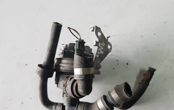 Mercedes-Benz C W205 Electric auxiliary coolant/water pump A0005002686IAUTOPI A0005002686 0392024050