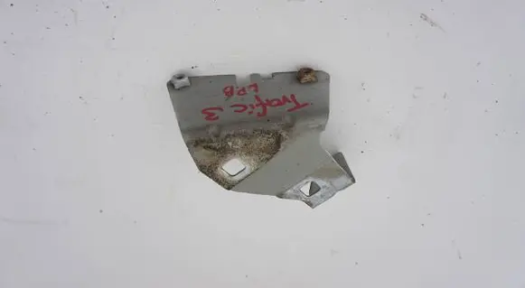 Renault Trafic III (X82) Fender mounting bracket SKO62934
