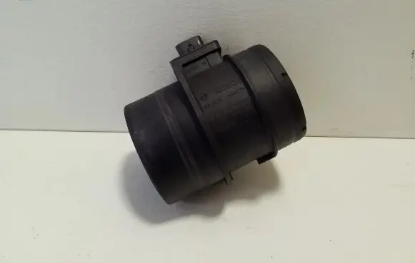 Audi Q3 8U Mass air flow meter 0281002956 03L906461A