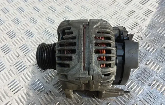 Ford Galaxy Generator/alternator 028903028E 0124515010