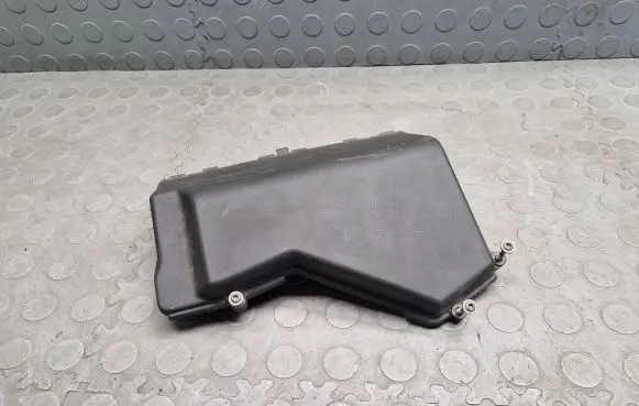 BMW X3 E83 Fuse box cover 7521582