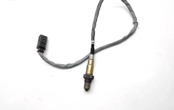 Mercedes-Benz E W212 Lambda probe sensor 0281004207