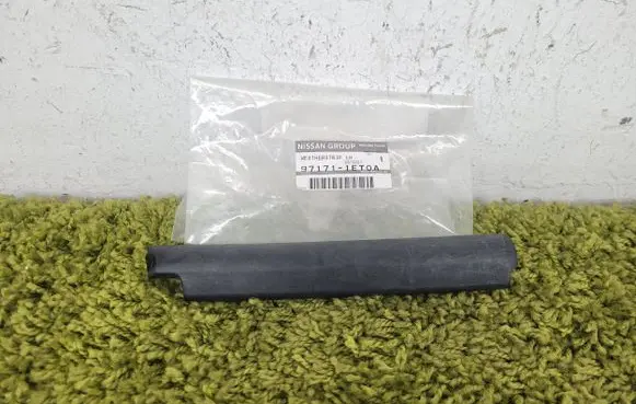 Nissan 370Z Other parcel shelf part 97171-1et0a