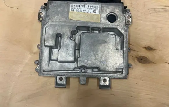 Mercedes-Benz C W205 Engine control unit/module A6549001400