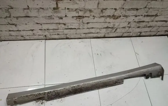 Nissan Almera Tino Sill 